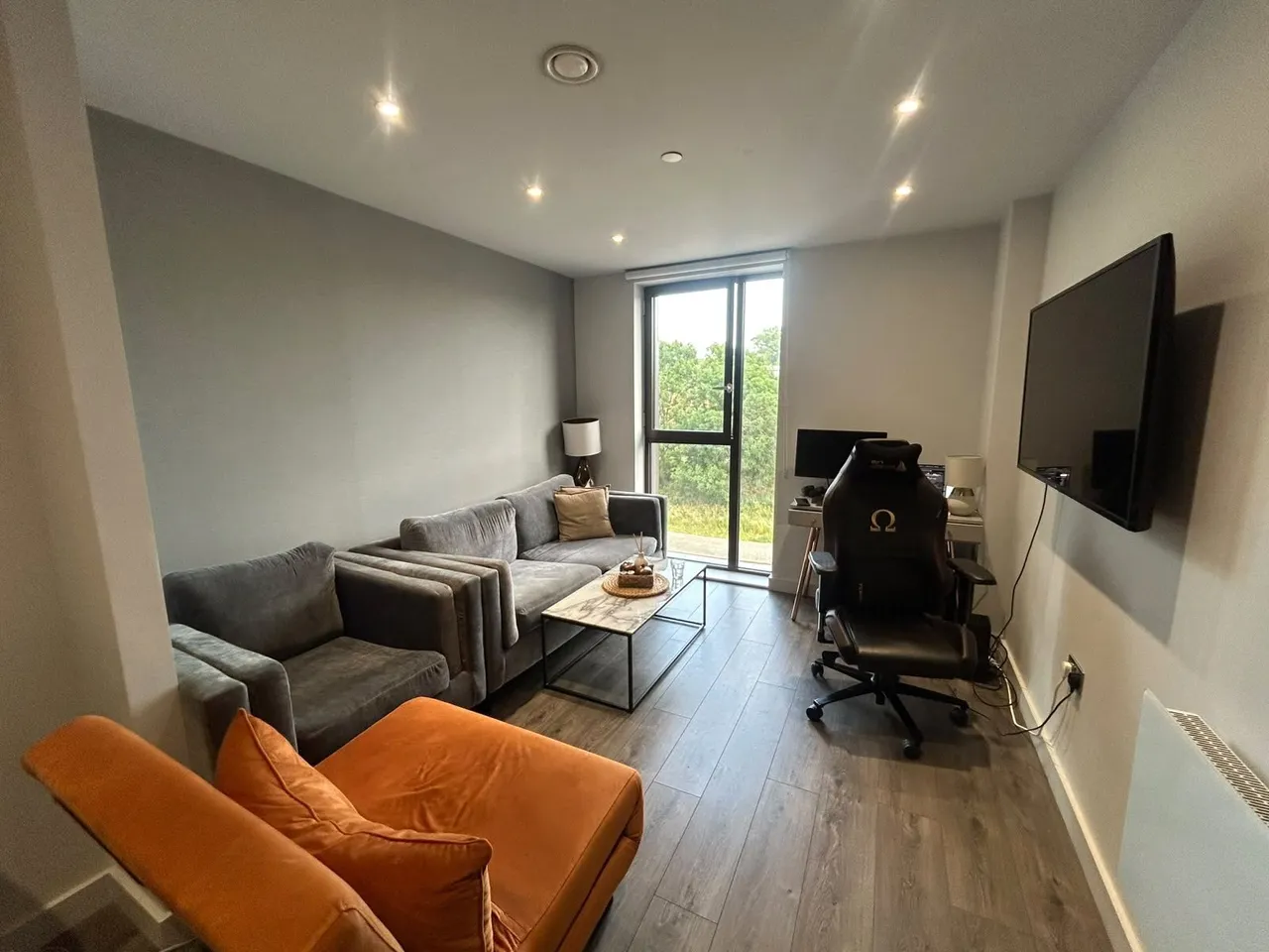 1 bed flat for sale, Crump Street, L1