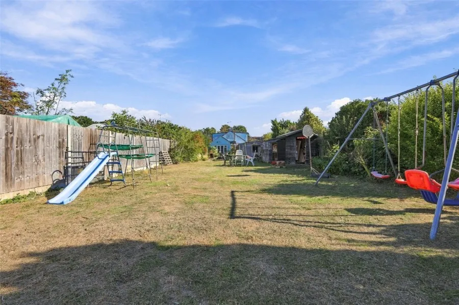 with 3 bedrooms in Elsenham, Bishop's Stortford, CM22, photo 12
