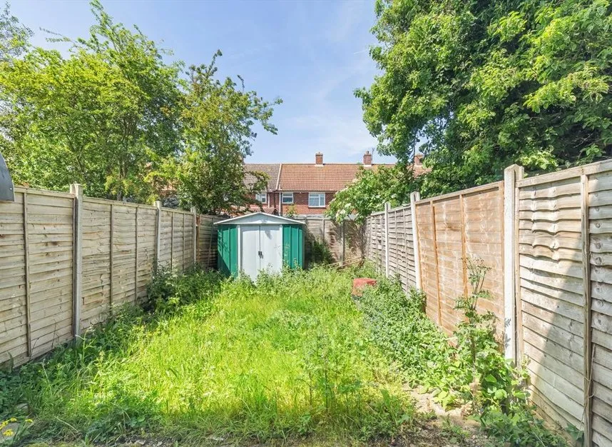 Brompton Close, Isleworth, TW4, photo 9