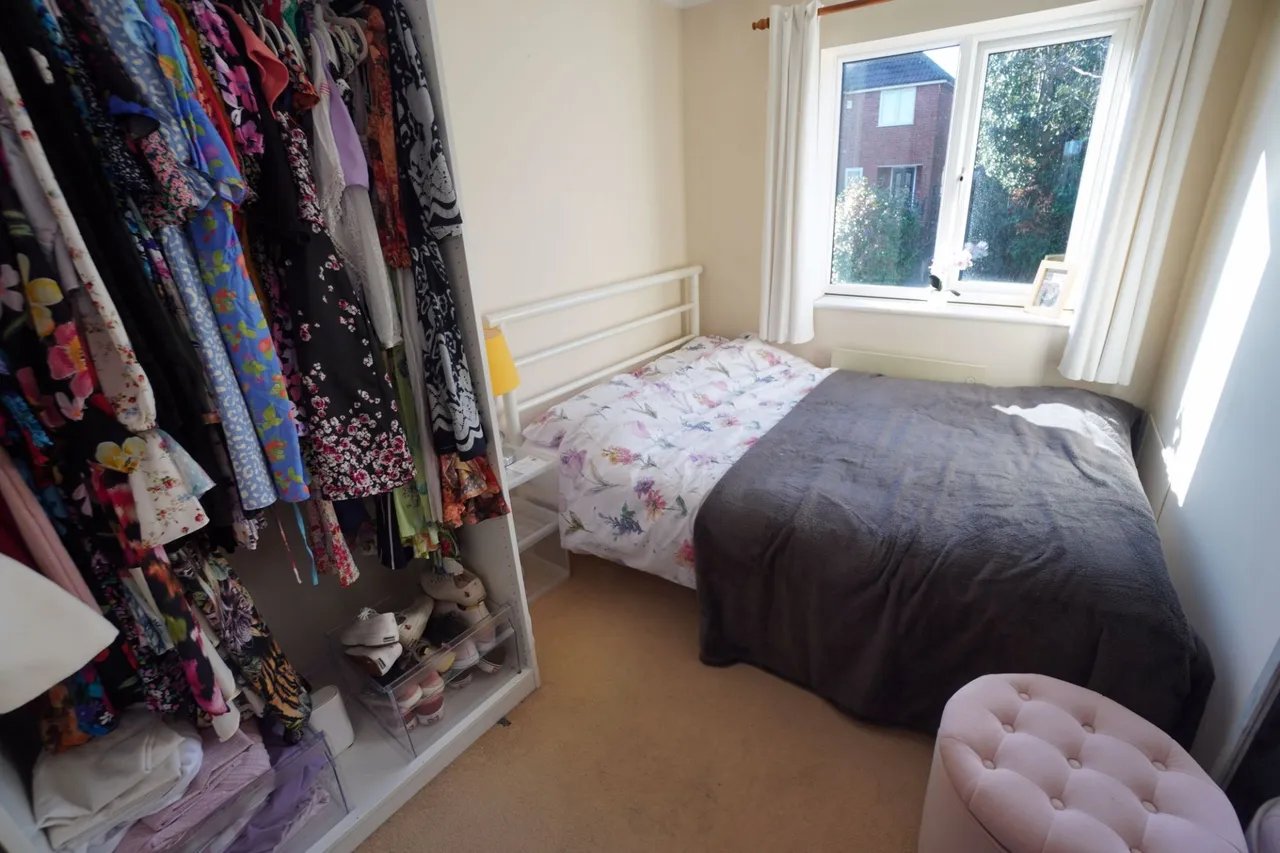 Windrush Court, High Wycombe, HP13, photo 4