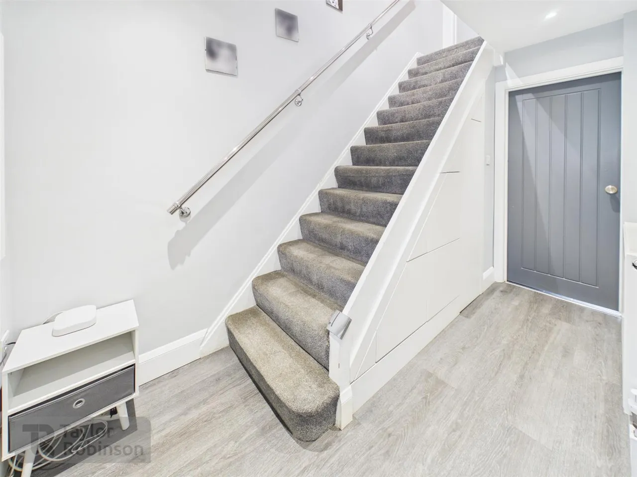 Shaws Road, Northgate, RH10, photo 11