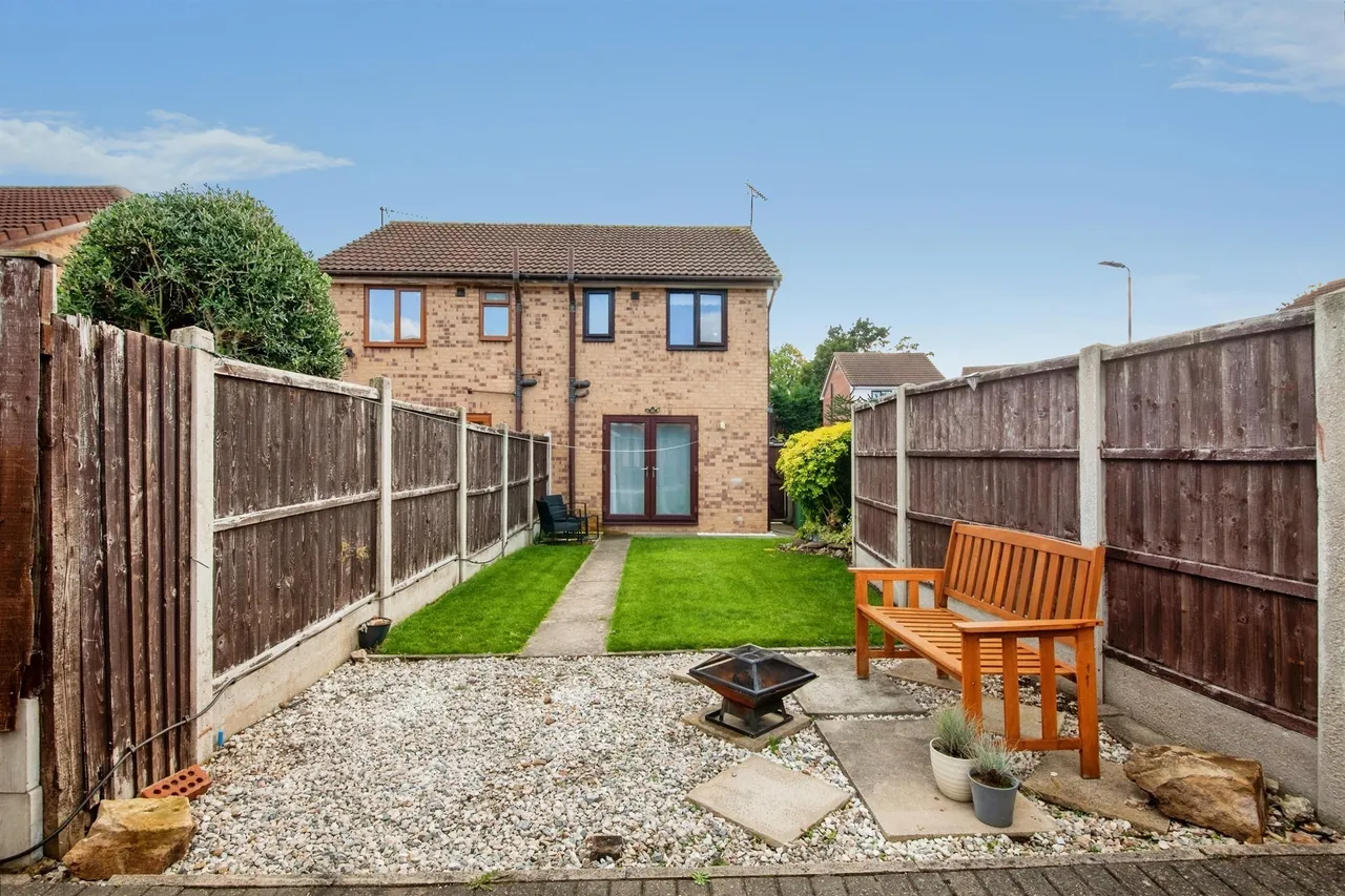 Parkinson Close, Wakefield, WF1, photo 16
