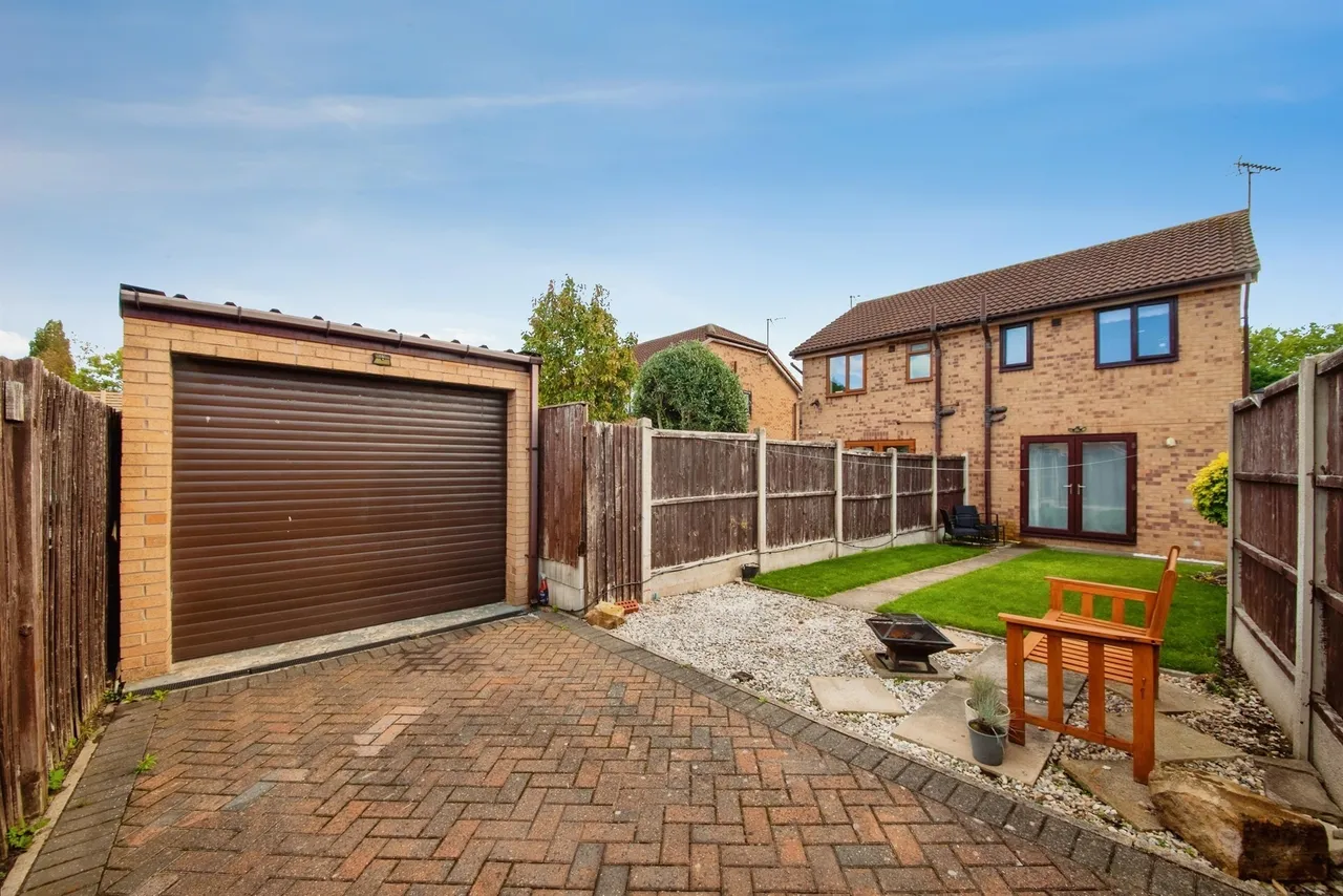 Parkinson Close, Wakefield, WF1, photo 17