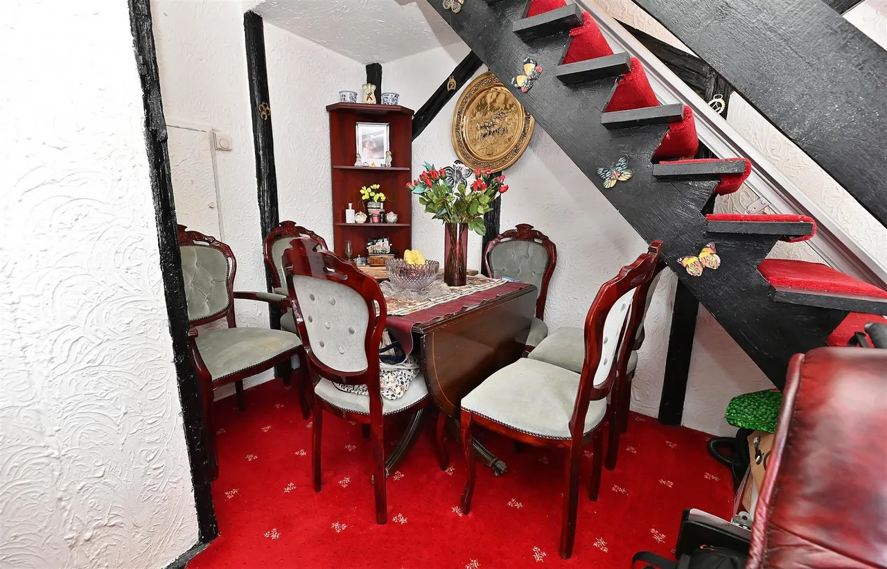 Parkes Road, Chigwell, Essex, IG74BN, photo 6