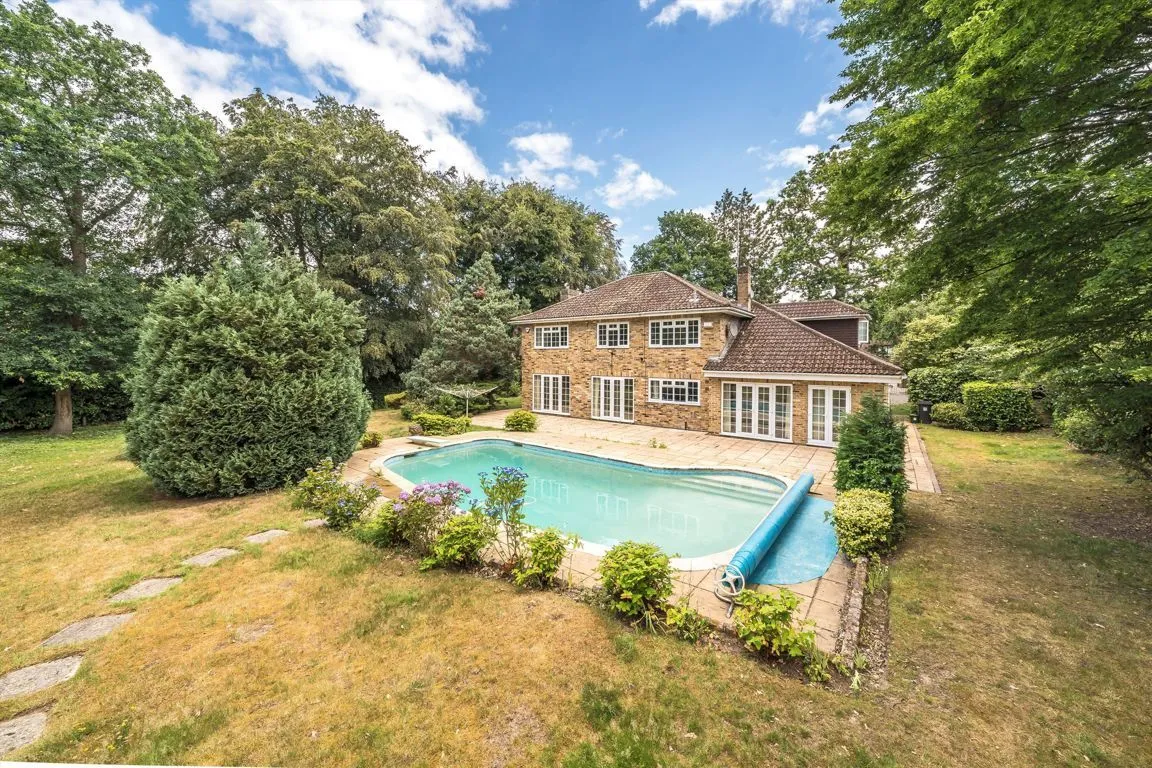 Old Avenue, West Byfleet, KT14, photo 9