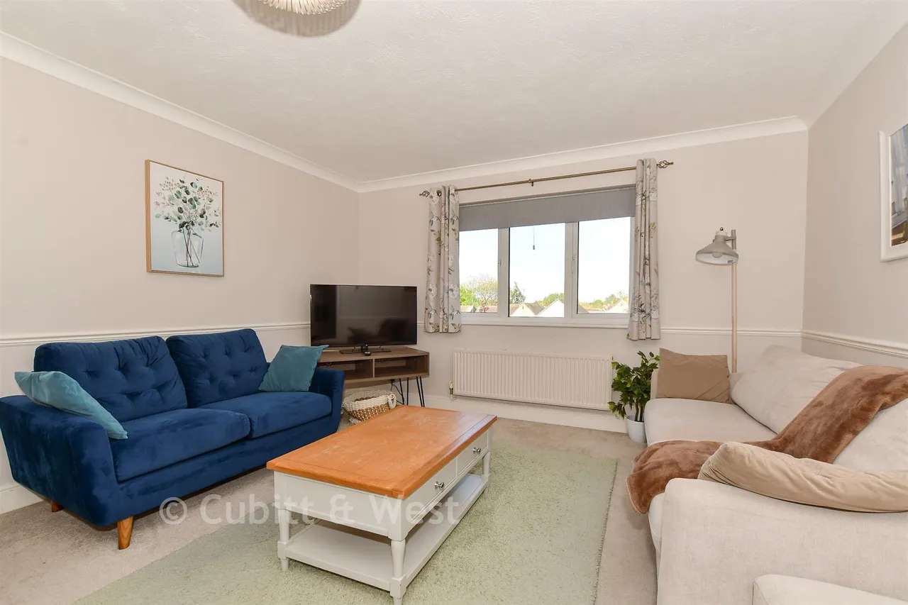 Tanbridge Park, Horsham, RH12, photo 5
