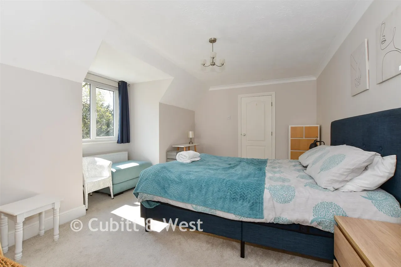 Tanbridge Park, Horsham, RH12, photo 6