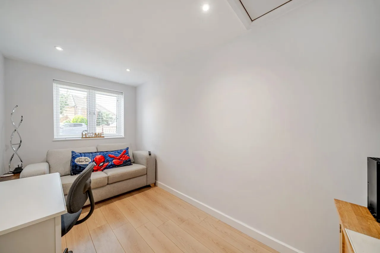 Cloonmore Avenue, BR6, photo 12