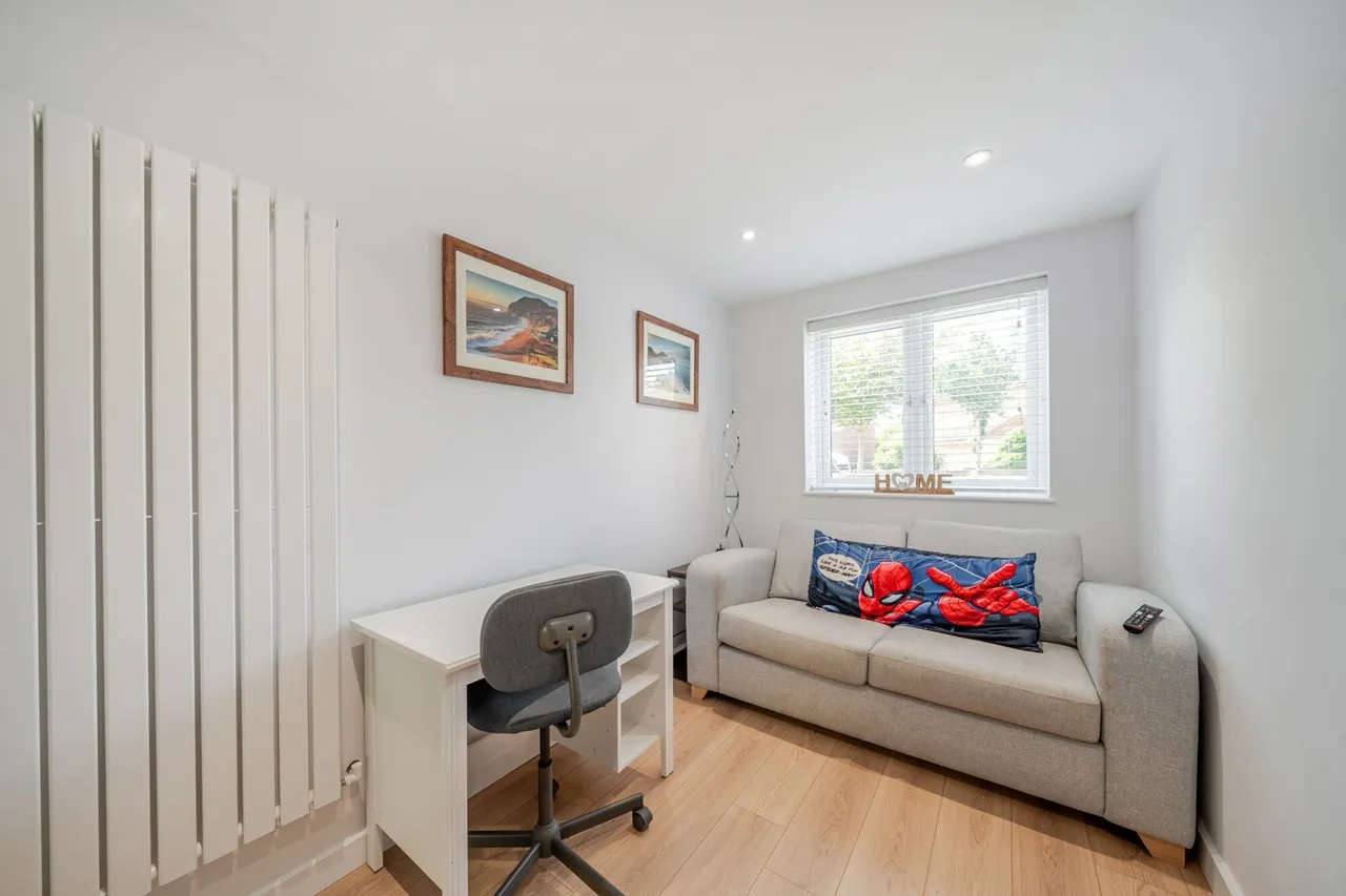 Cloonmore Avenue, BR6, photo 9