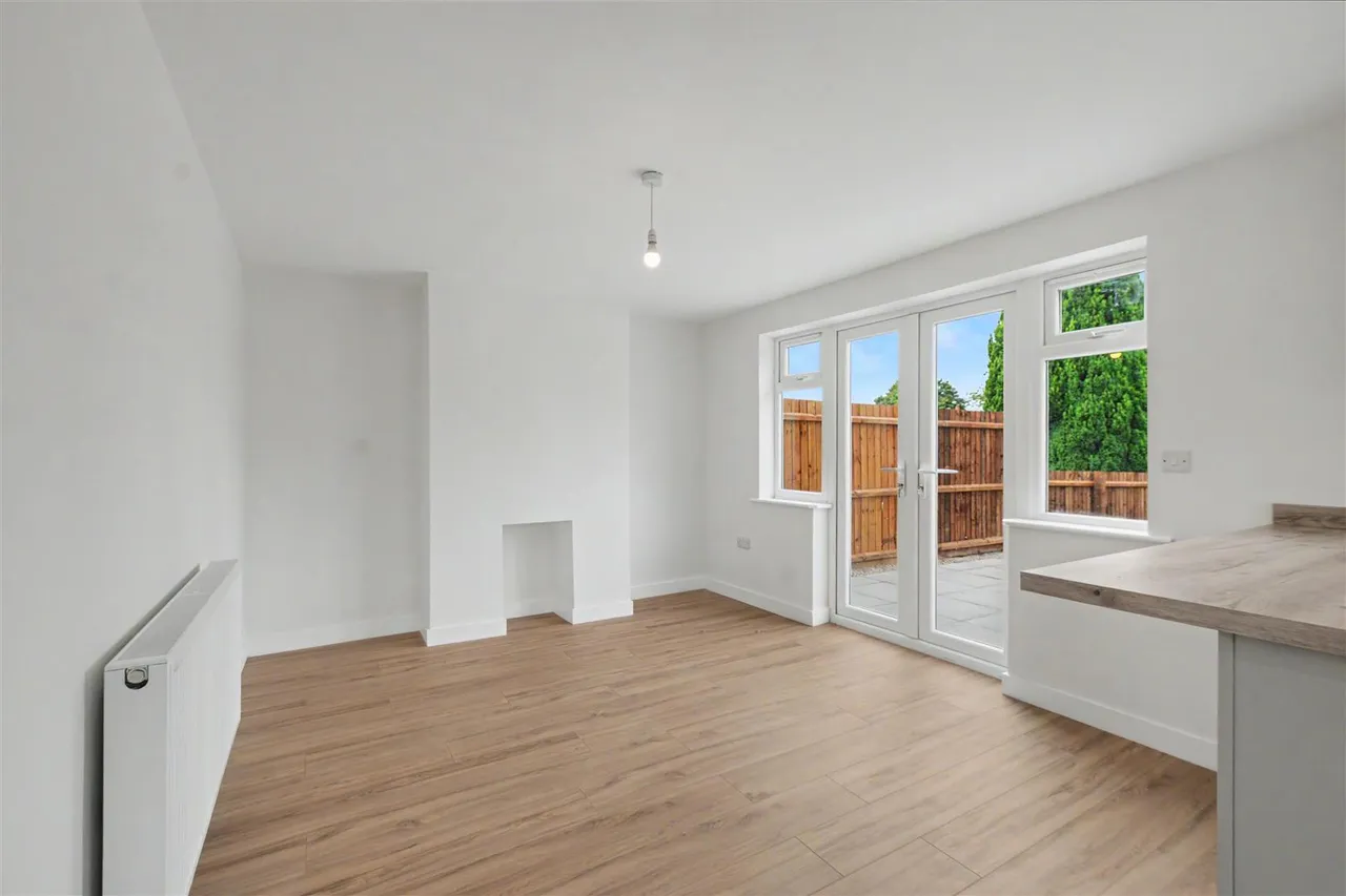 St. Helens Crescent, Trowell, NG9, photo 6