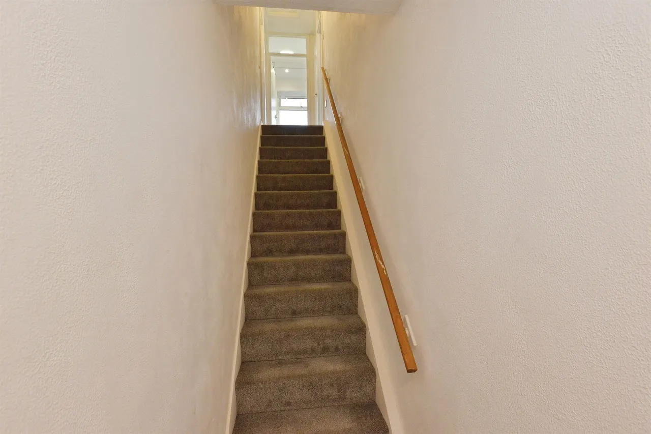 Ormonde, Stantonbury, MK14, photo 14