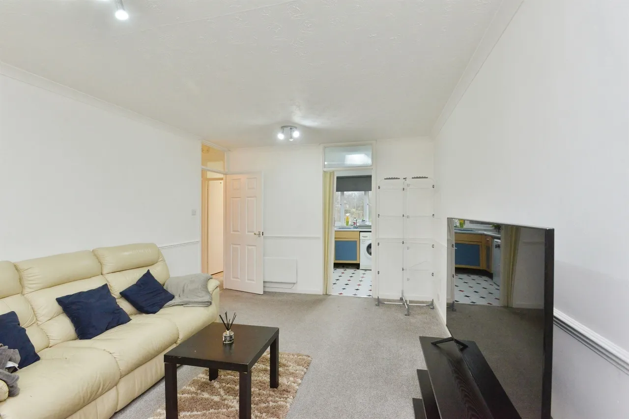 Ormonde, Stantonbury, MK14, photo 5