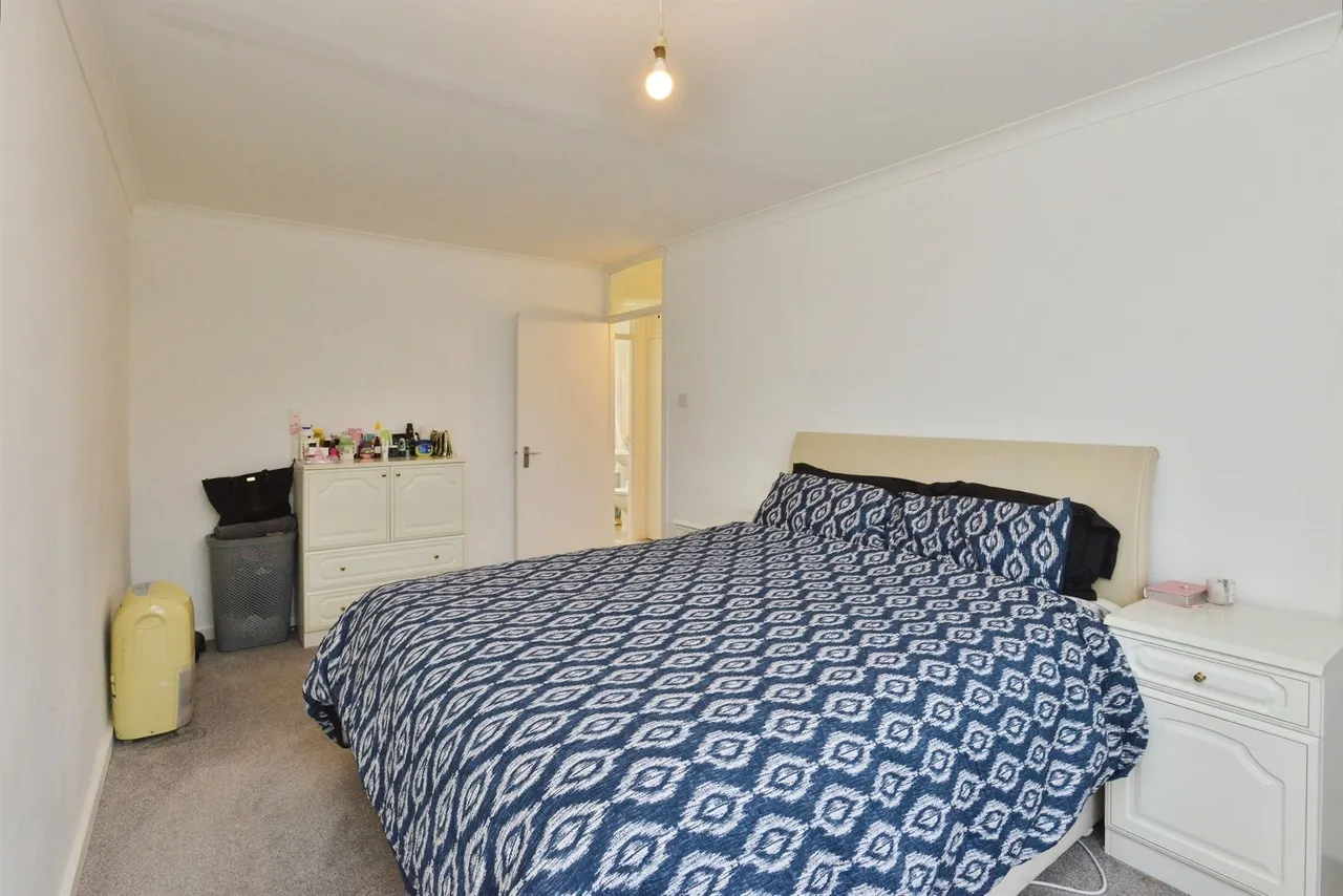 Ormonde, Stantonbury, MK14, photo 8
