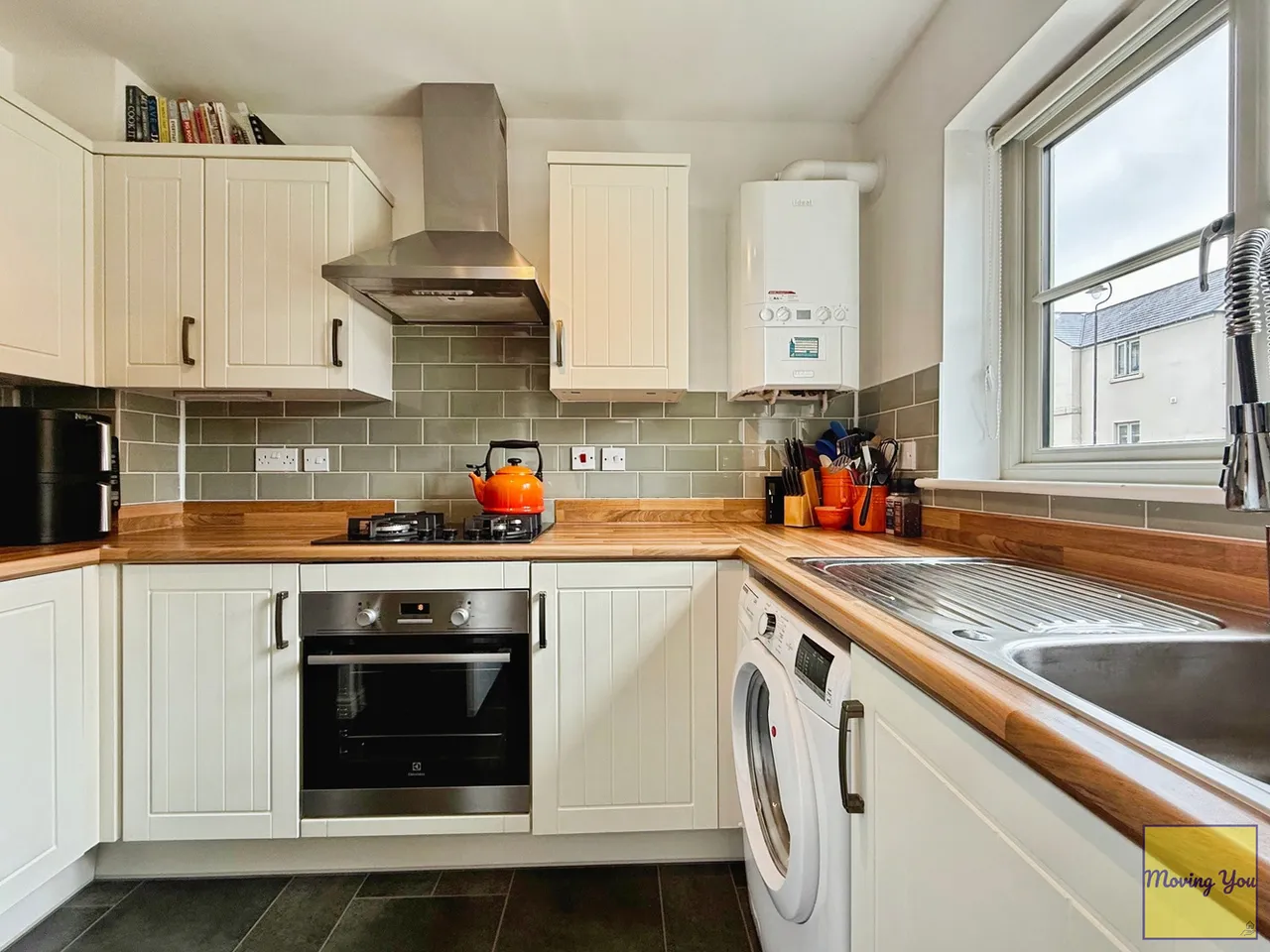 Lle Crymlyn, Llandarcy, Neath, SA10 6FZ, photo 2