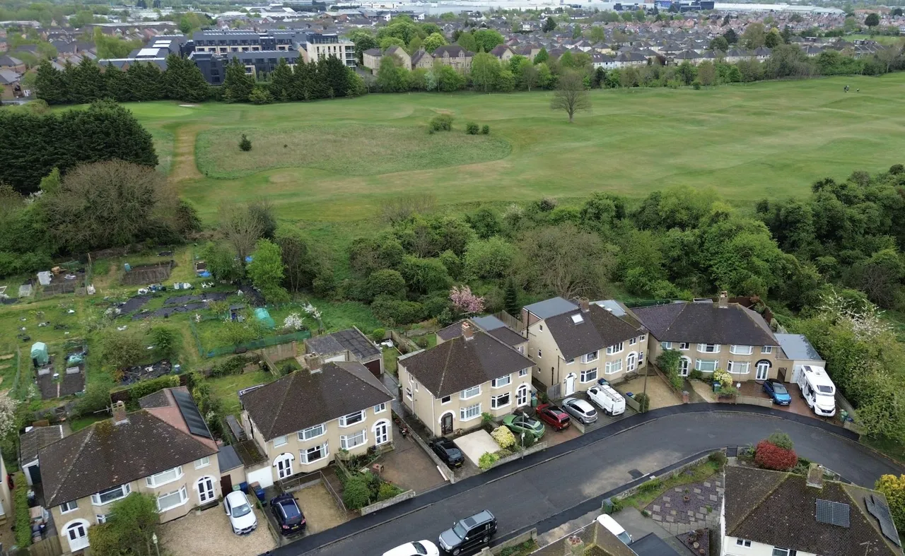 Town Furze, Lye Valley, OX3, photo 23