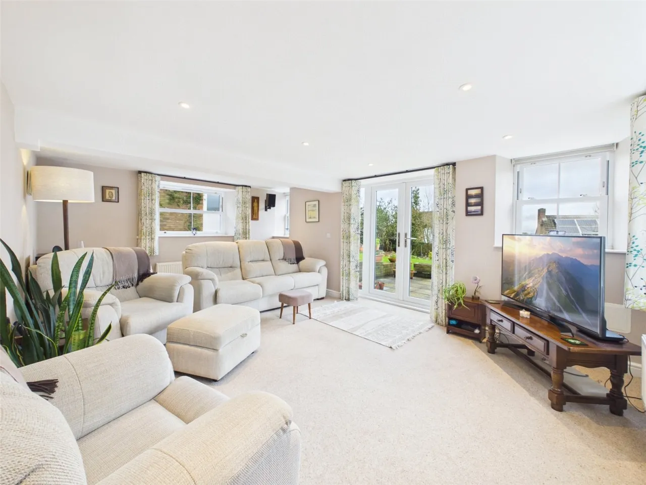 High Street, Banwell, BS29, photo 10