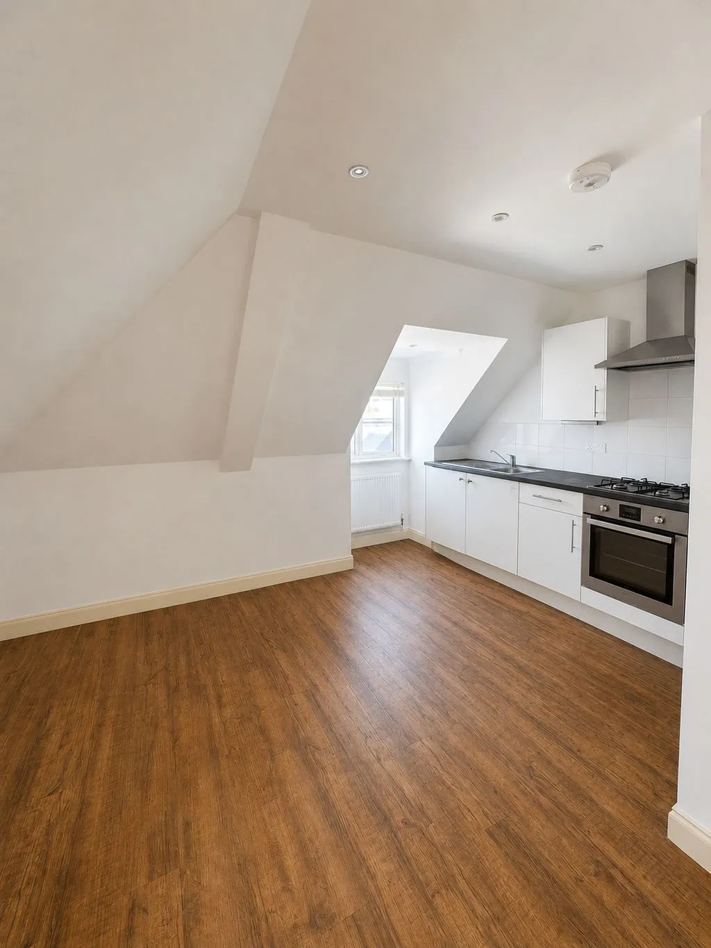 12 Smithfield Place, Bournemouth BH9 2FB, photo 2
