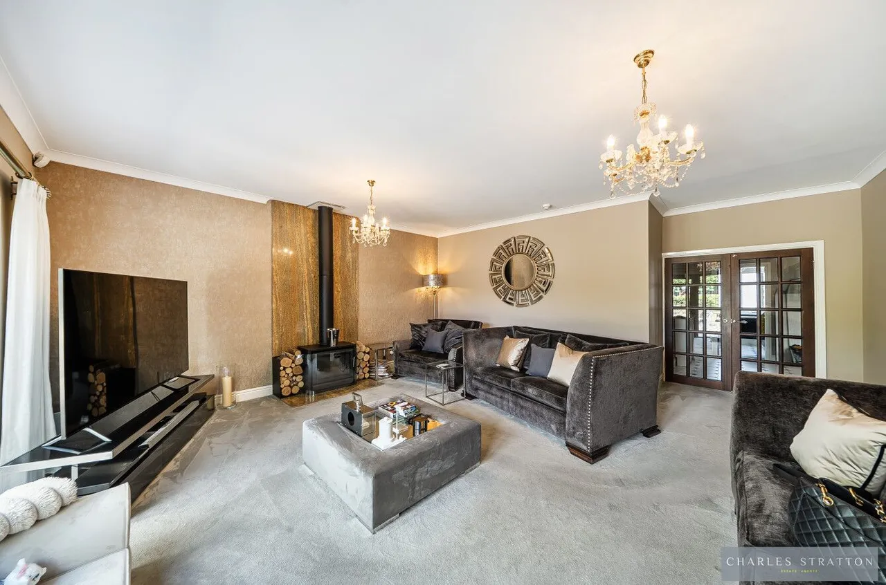 Parkway, Romford, RM2, photo 6