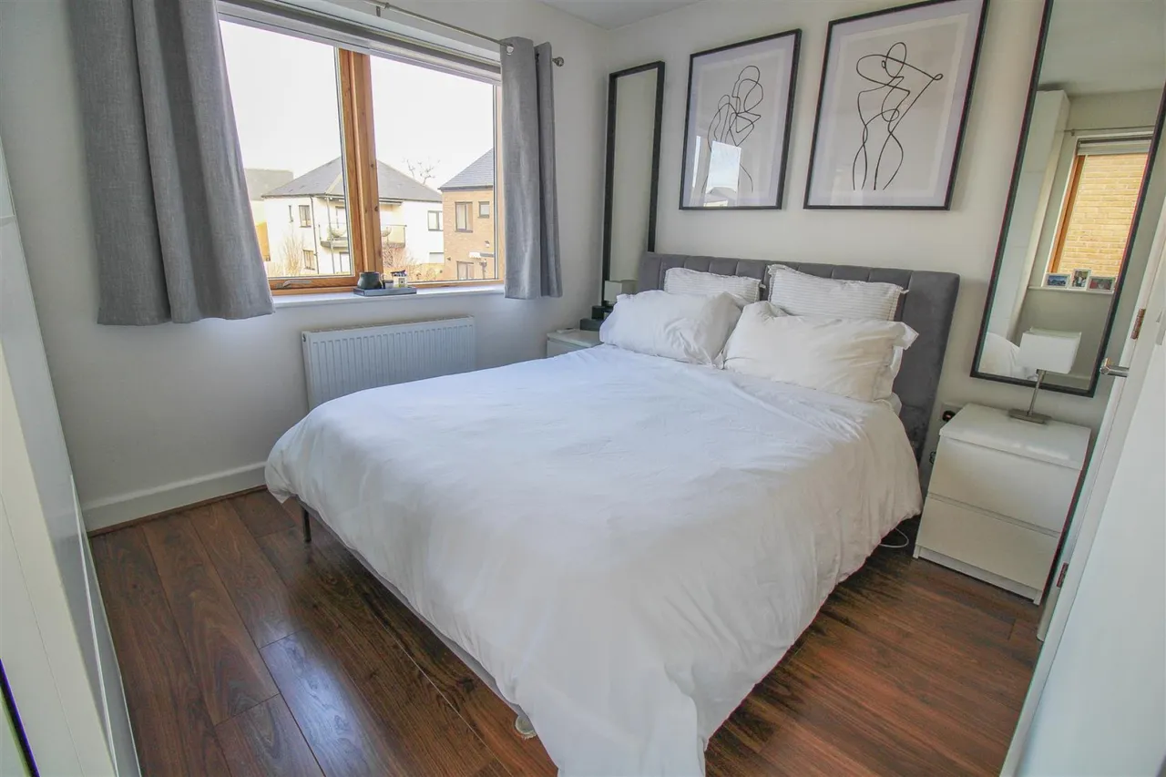 Barnsley Wood Rise, Newhall, CM17, photo 6