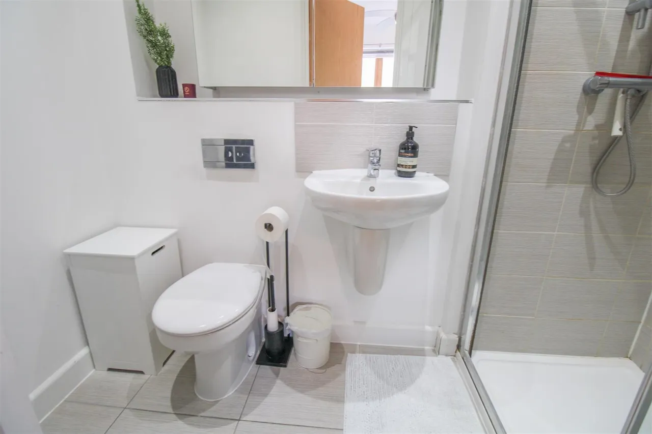Barnsley Wood Rise, Newhall, CM17, photo 7
