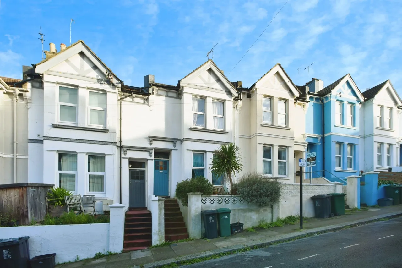 3 bed house for sale — Whippingham Road, Brighton