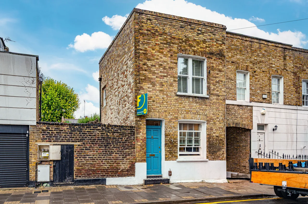 1 bed house for sale — 1 Frome Street, London