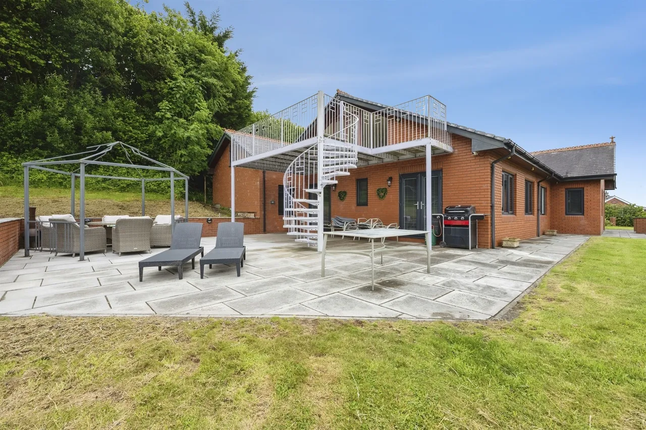 Sawel Terrace, Swansea, SA4, photo 4