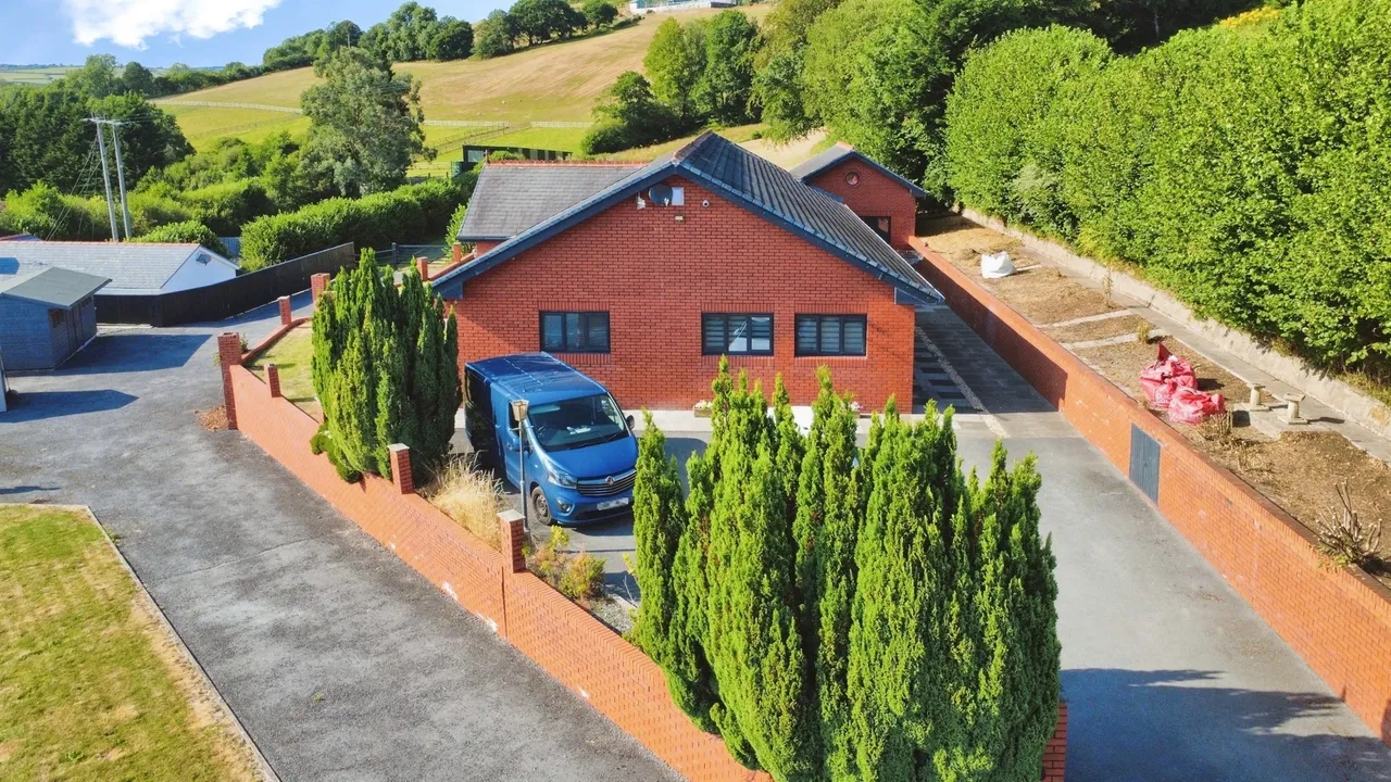 Sawel Terrace, Swansea, SA4, photo 32