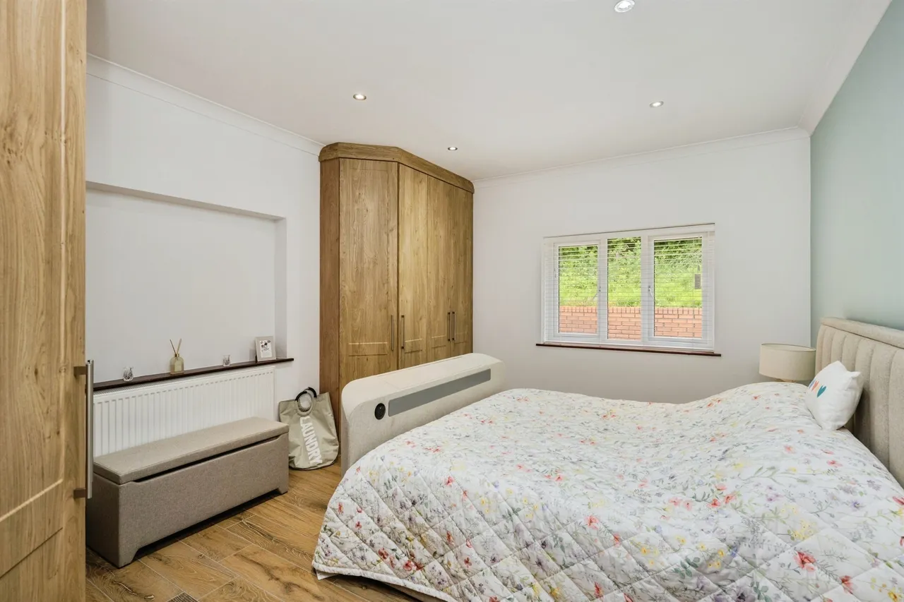 Sawel Terrace, Swansea, SA4, photo 23