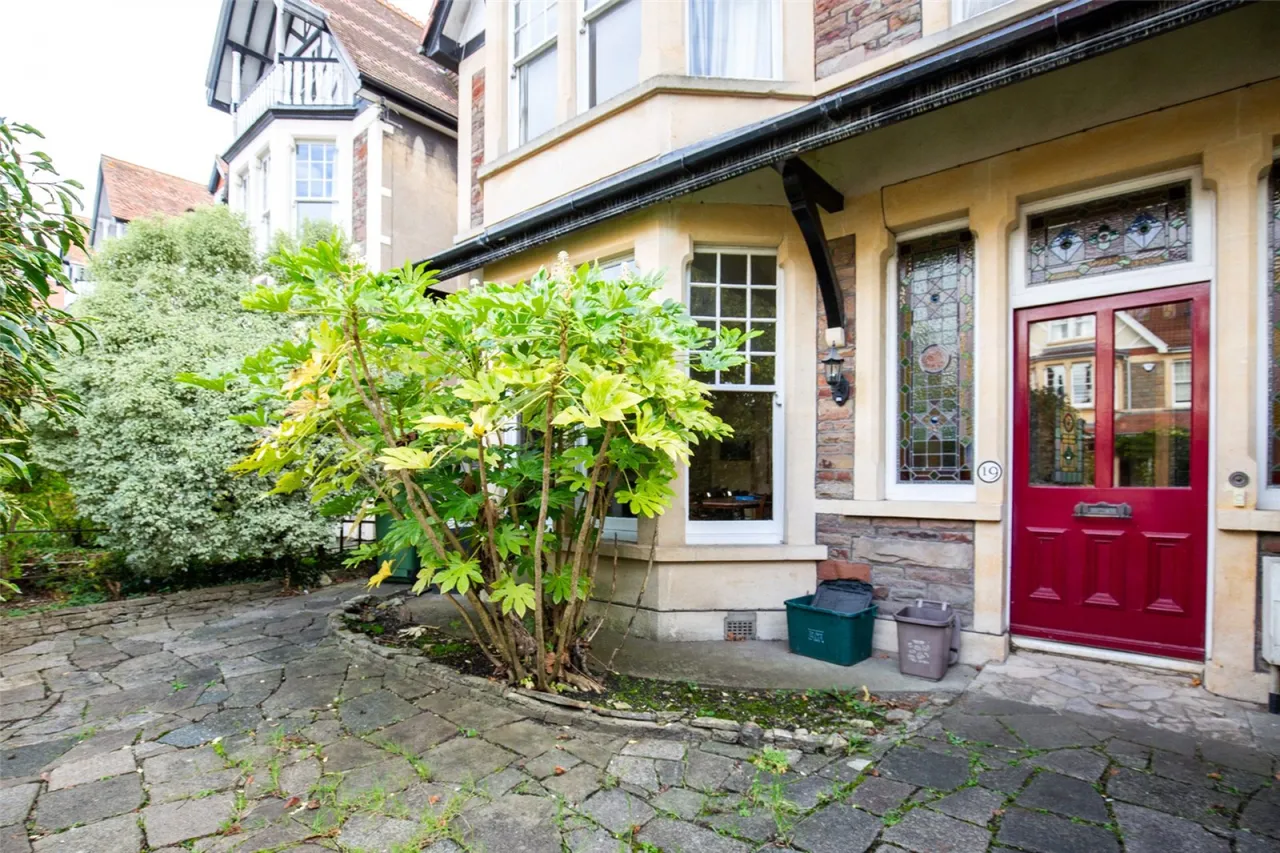 Henleaze Gardens, Bristol, BS9, photo 28