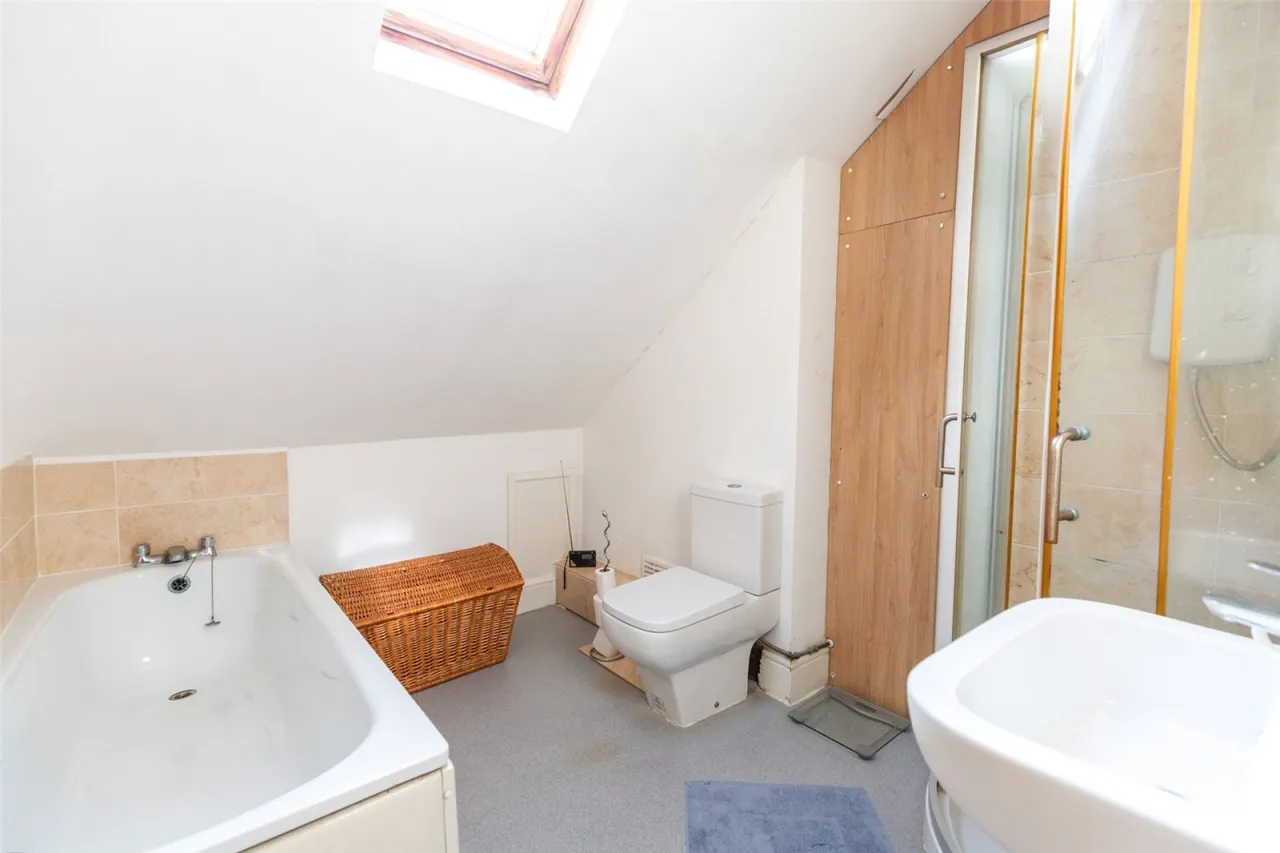 Henleaze Gardens, Bristol, BS9, photo 24