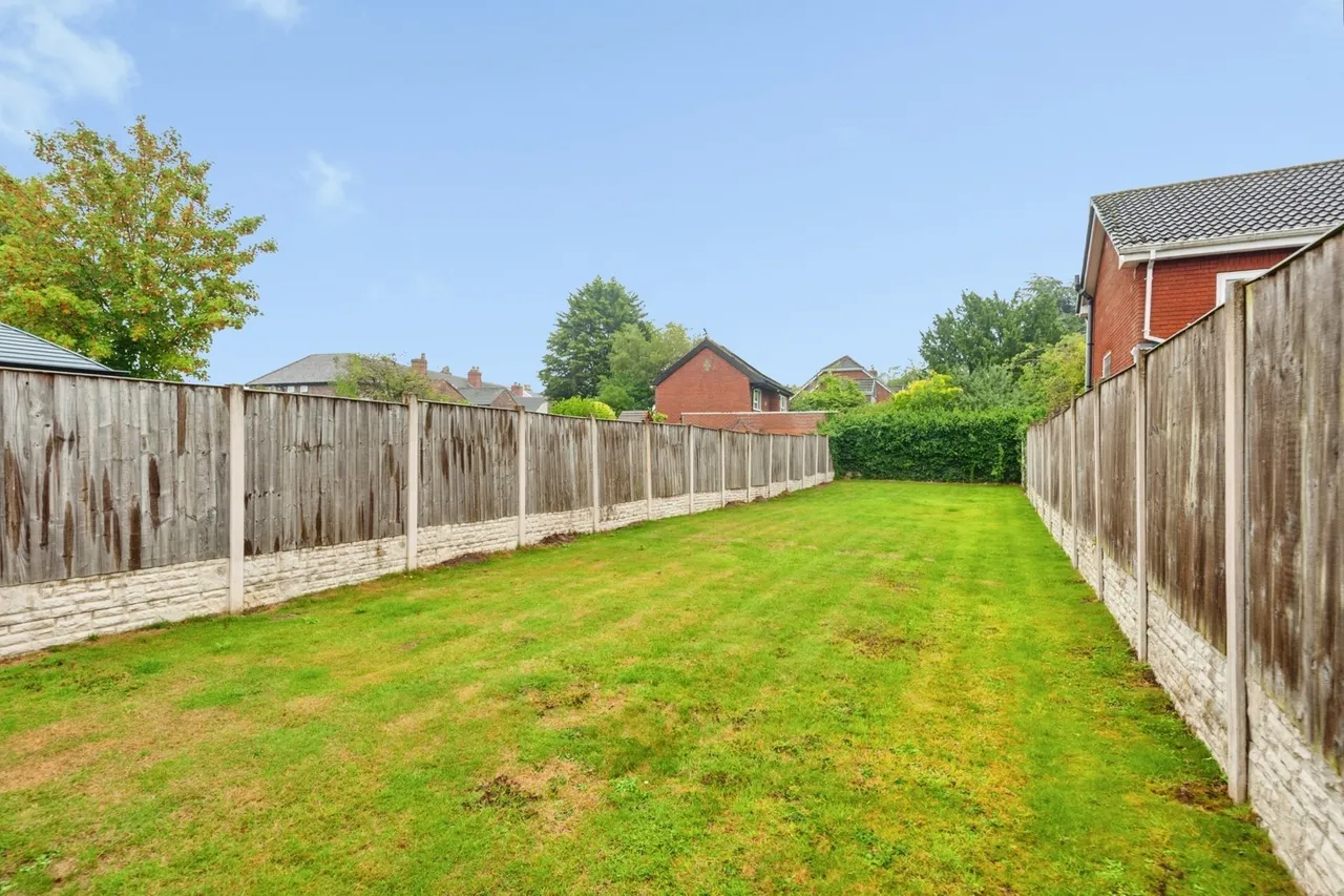 Ditchfield Road, Widnes, WA8, photo 22