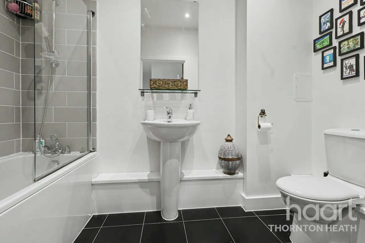 Watson Place, London, SE25, photo 5