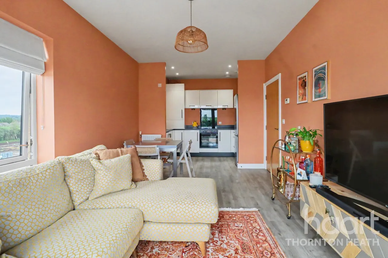Watson Place, London, SE25, photo 3