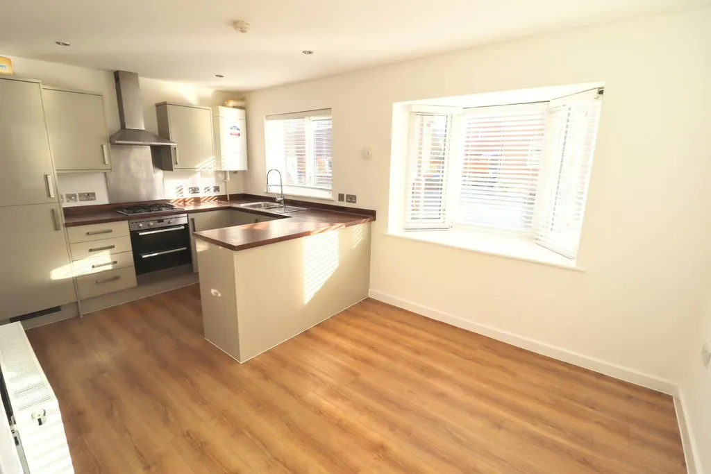 Bunkers Crescent, Bletchley, Milton Keynes, Buckinghamshire, MK3 6FP, photo 9
