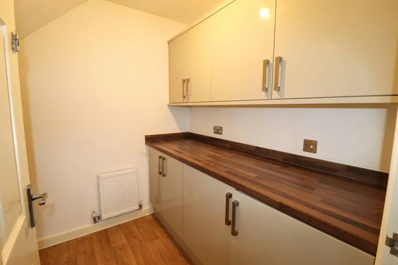 Bunkers Crescent, Bletchley, Milton Keynes, Buckinghamshire, MK3 6FP, photo 4