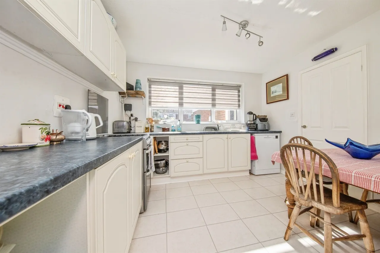 Bury Hill Close, WOODBRIDGE, photo 4