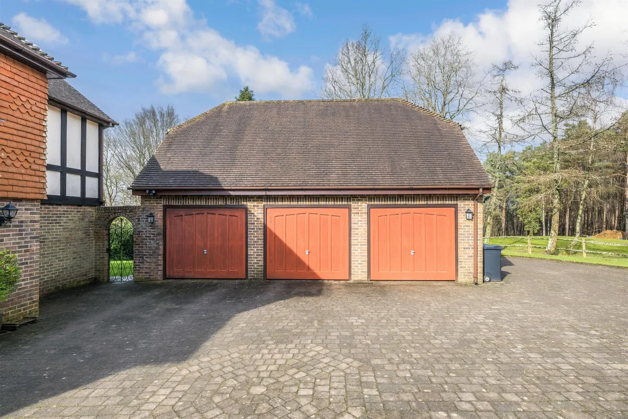 Brightling Road, Robertsbridge, TN32, photo 21