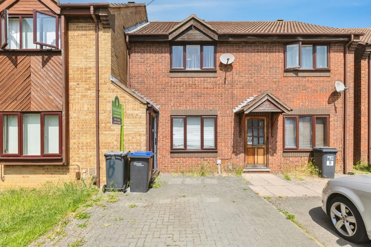 2 bed house for sale — Baronson Gardens, Northampton, Northamptonshire, NN1