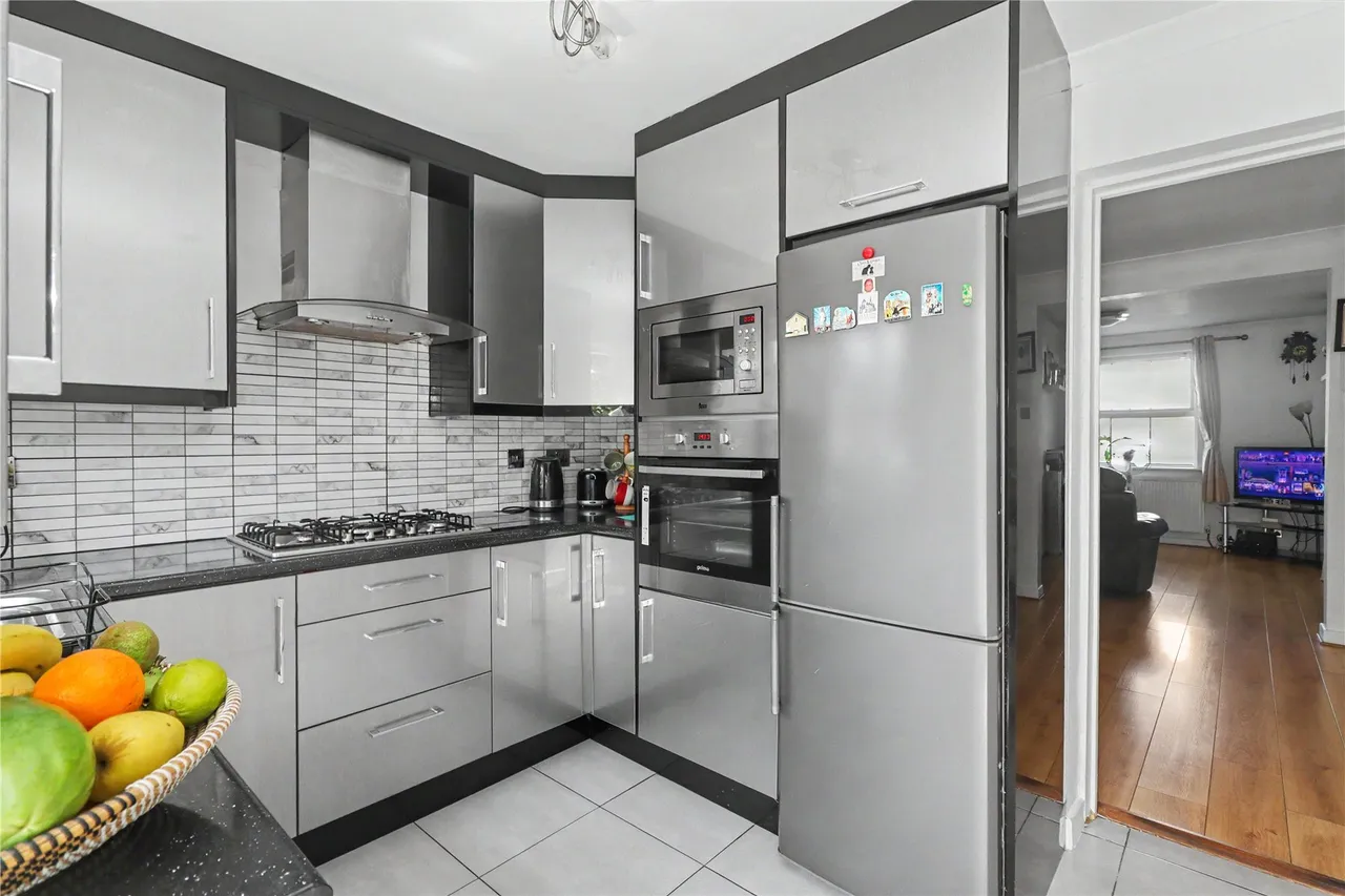 Princess Road, Woking, GU22, photo 3