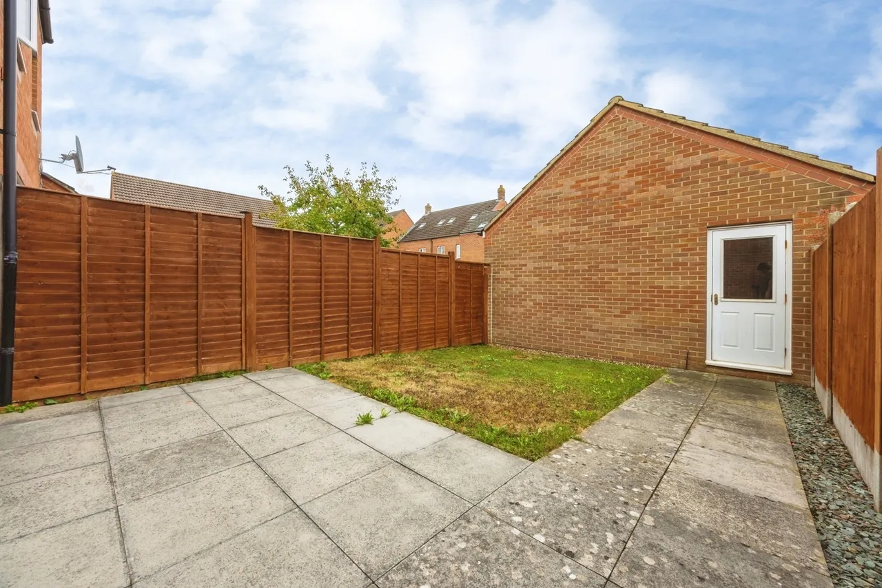 Worle Moor Road, BS24, photo 18