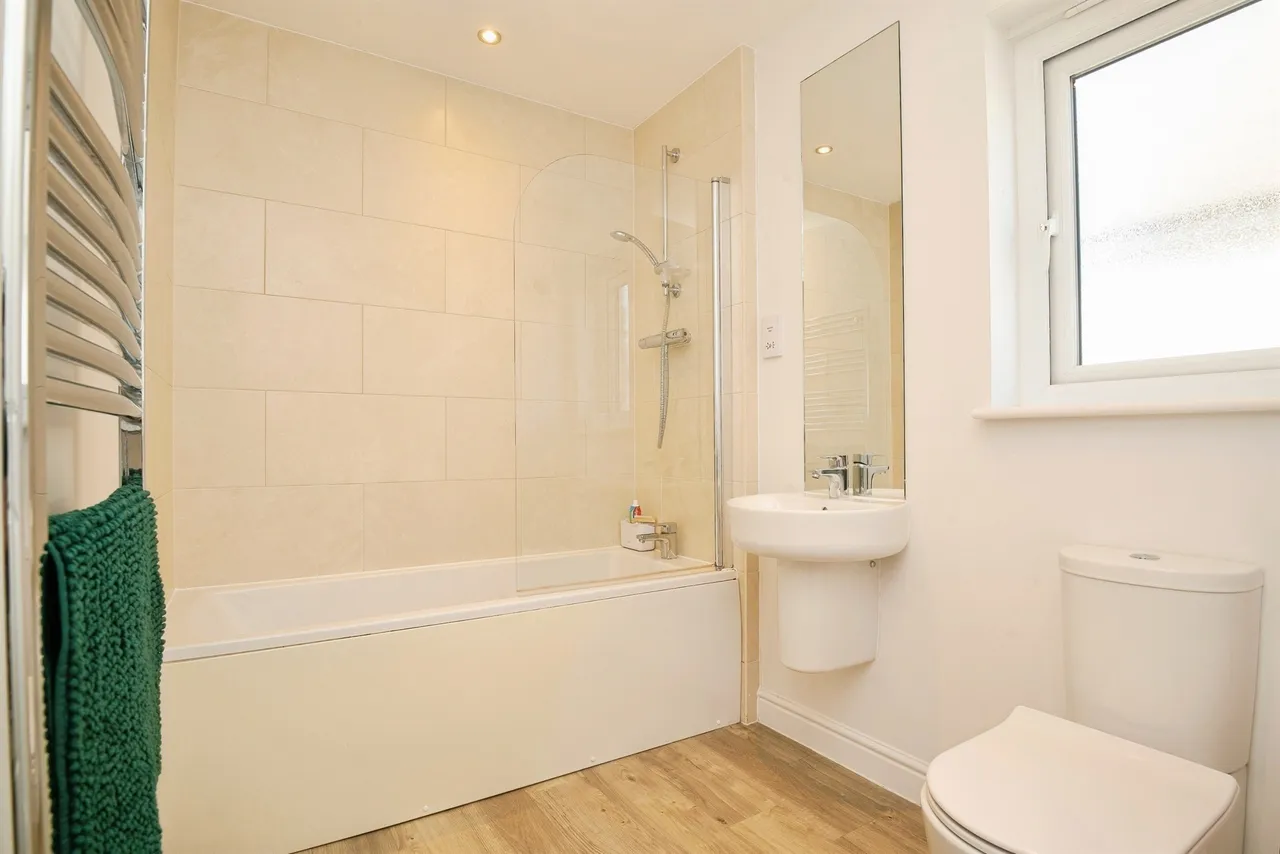 Heol Cae Pwll Cowbridge, CF71, photo 17