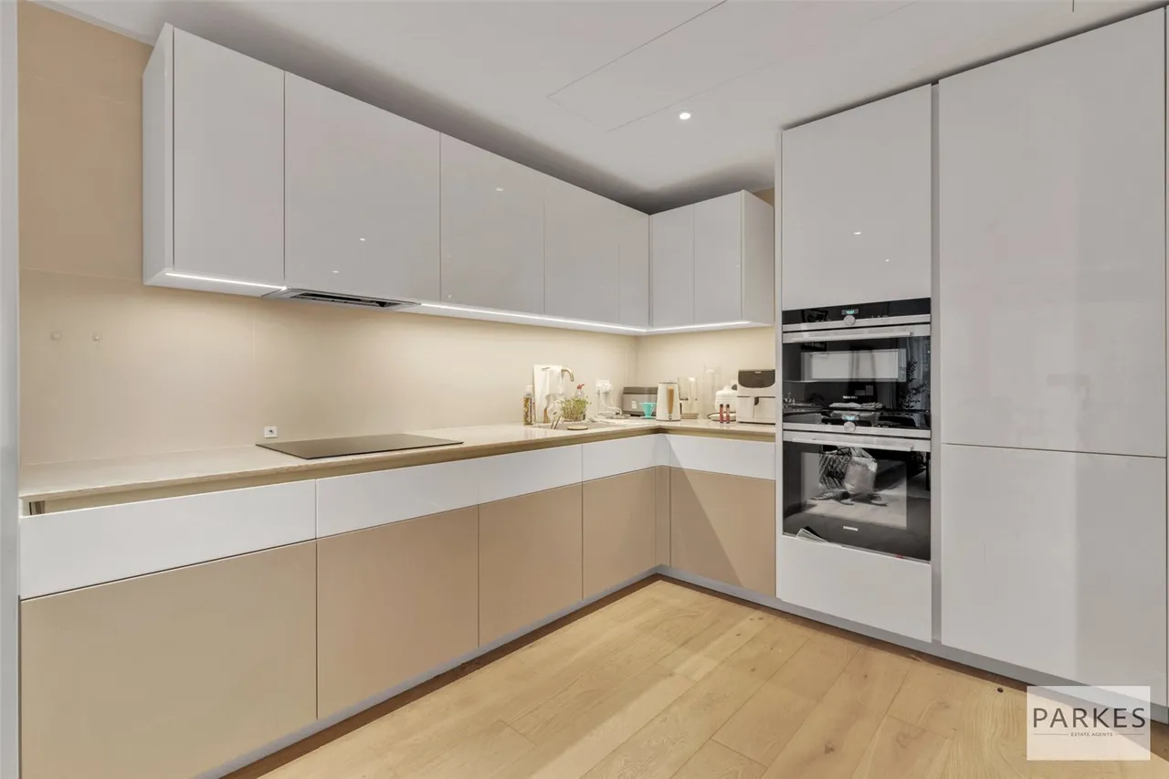 Electric Boulevard, London, SW11 8BQ, photo 4