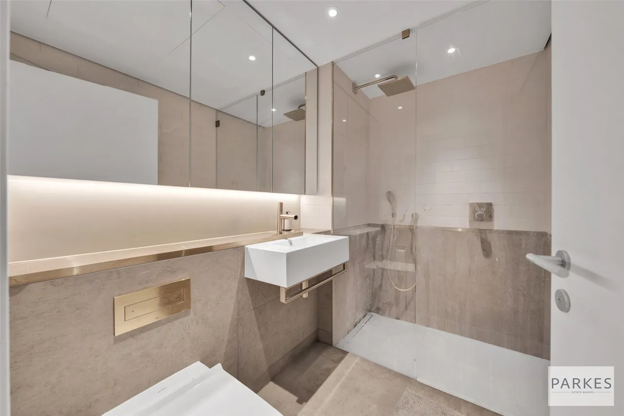 Electric Boulevard, London, SW11 8BQ, photo 8