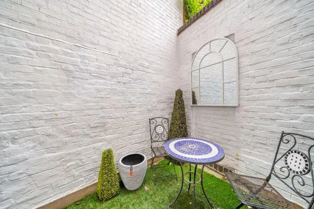 Needham Road, London, W11, photo 9
