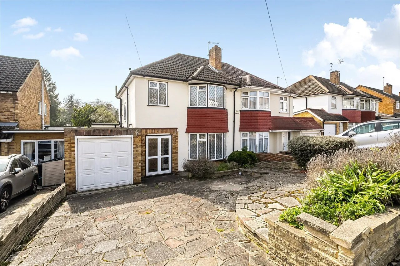 3 bed house for sale — Charterhouse Road, Orpington, BR6