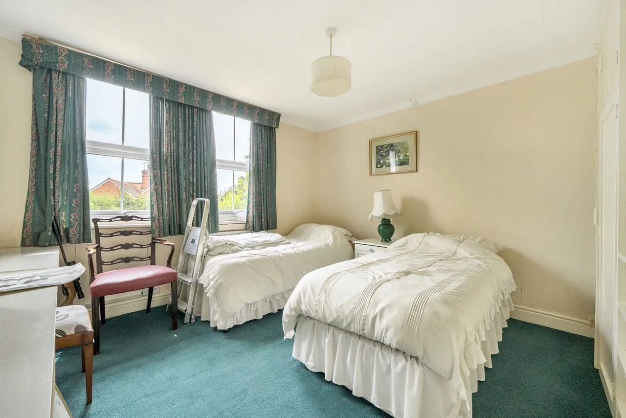 Gravel Road, Binfield Heath, RG9, photo 19