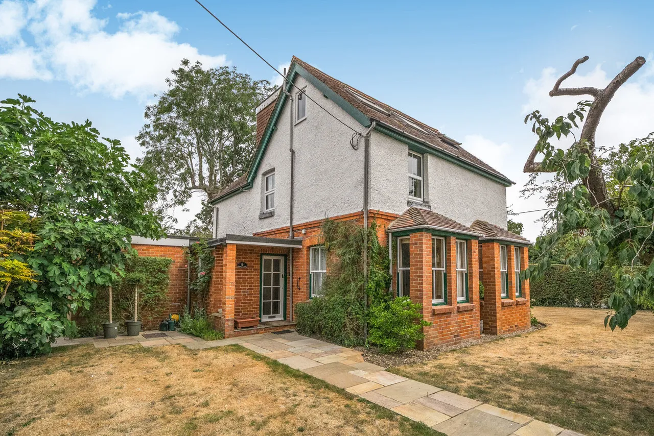 Gravel Road, Binfield Heath, RG9, photo 24