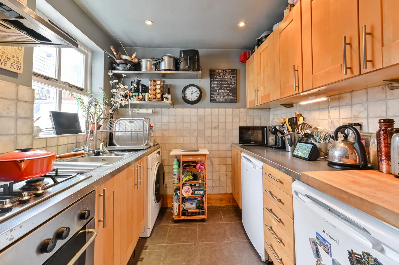 46 Old Oak Lane, London, photo 6