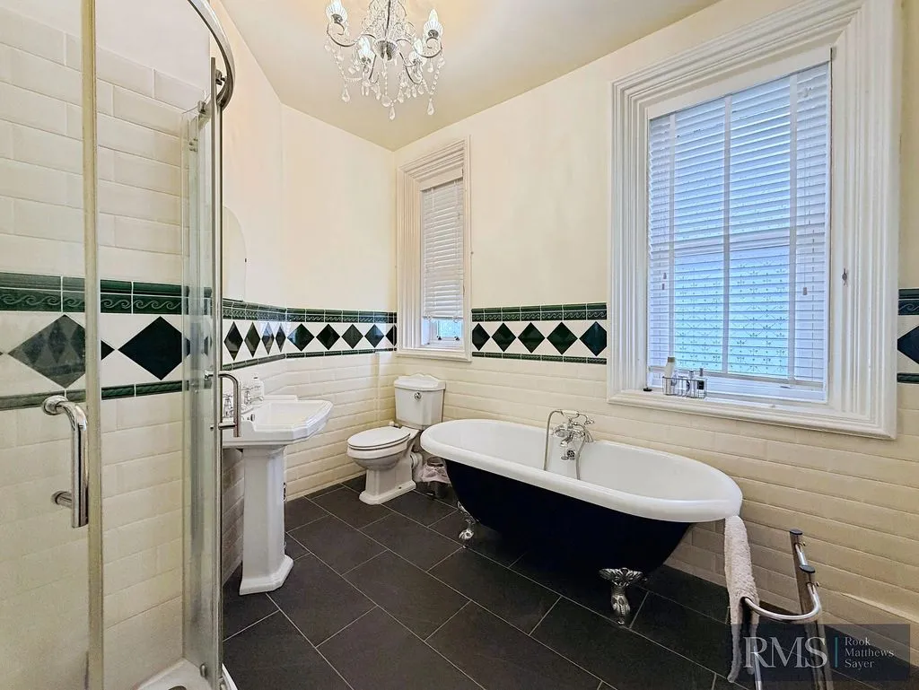 Newcastle Upon Tyne NE2 4RL, NE2, photo 8